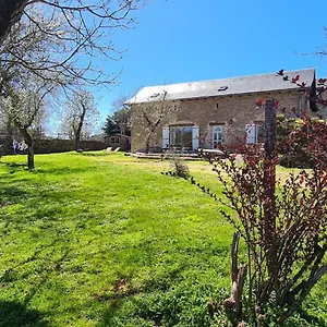 La Grange Séjour à la campagne Saint-Laurent-dʼOlt